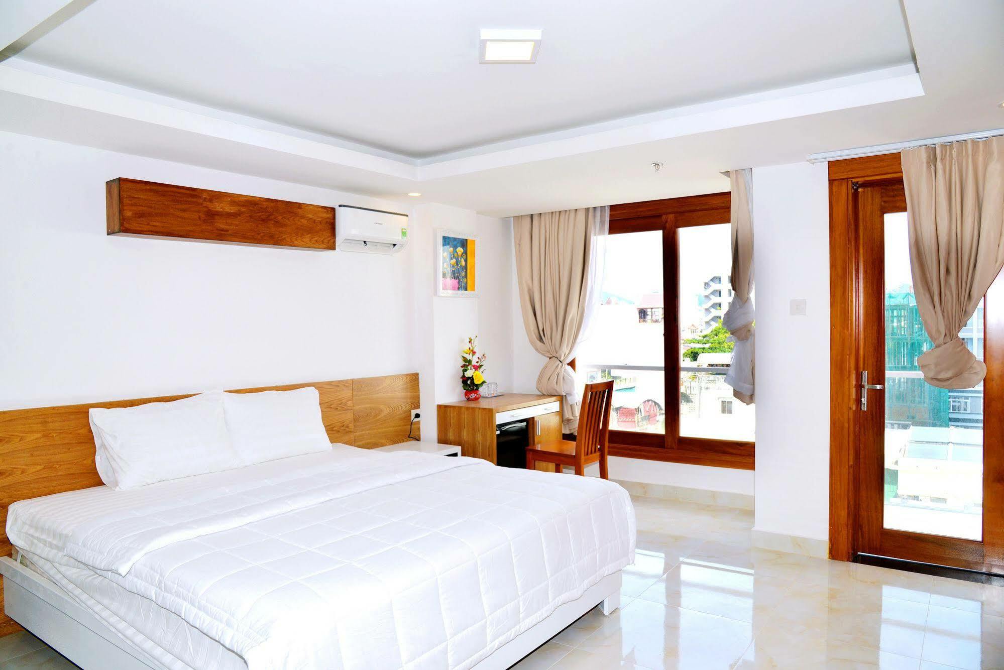 New Century Hotel Nha Trang Luaran gambar